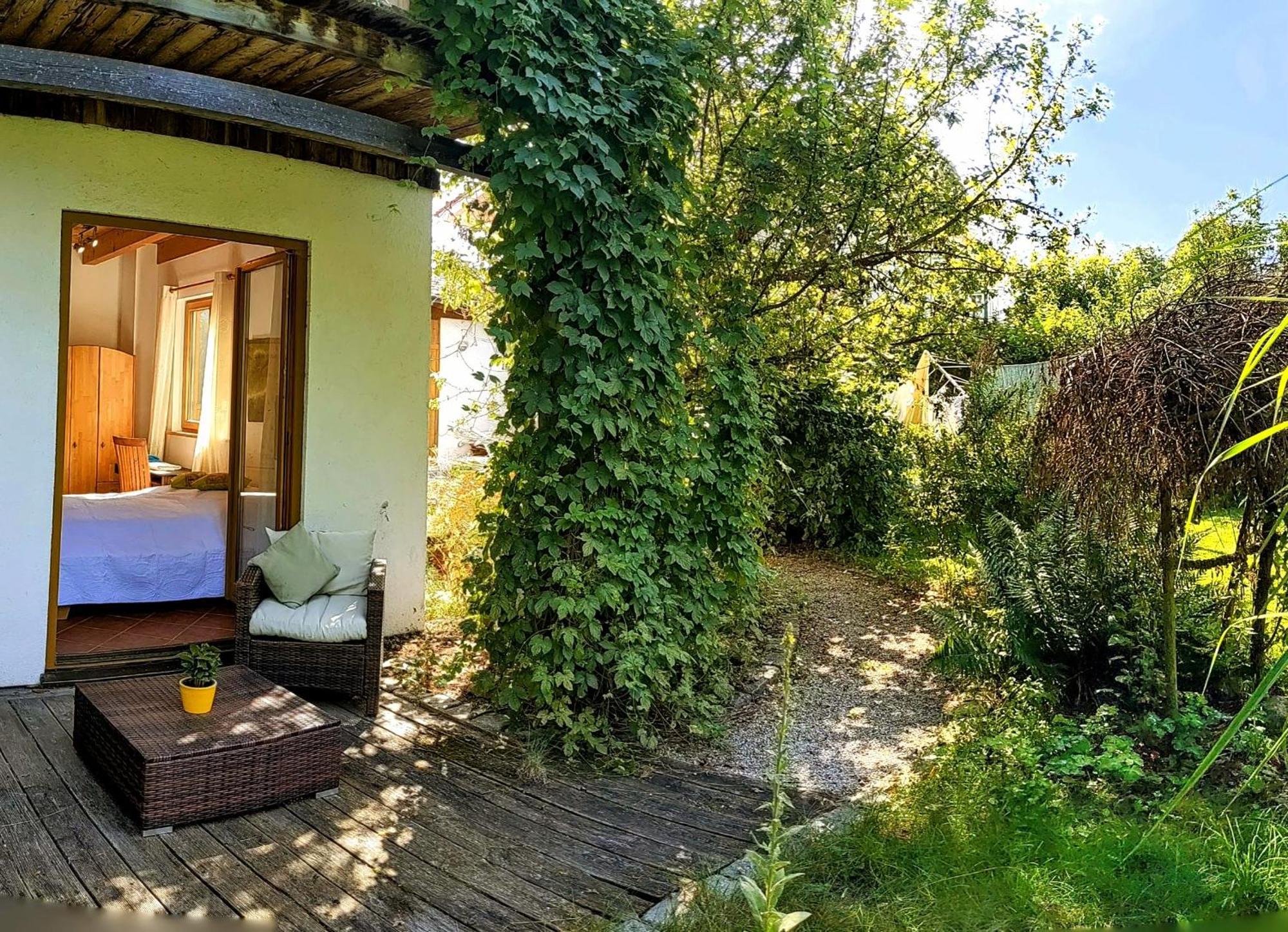 Chalet Weyarn - Doppelzimmer Mit Gartenblick Luaran gambar